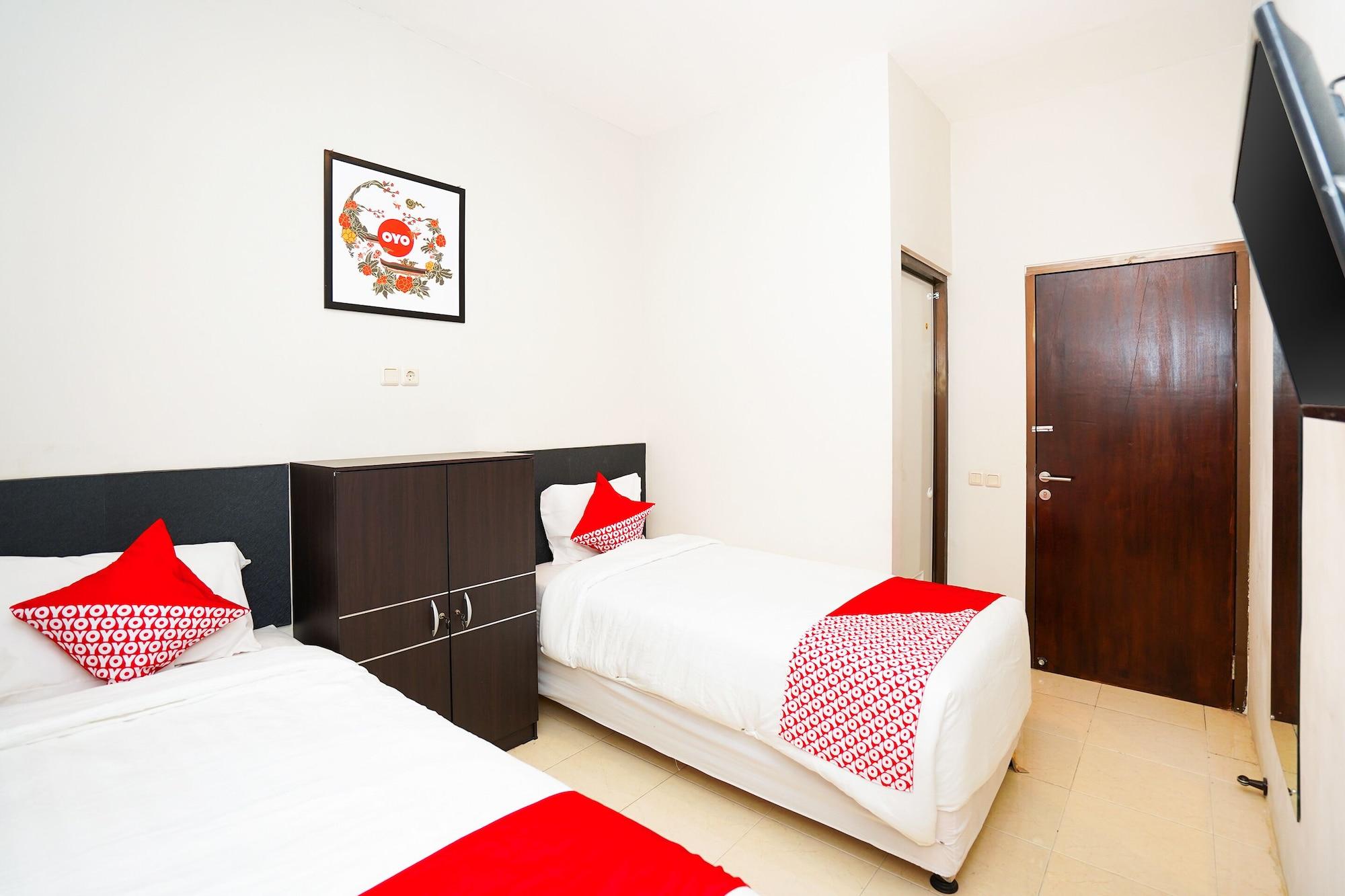 Oyo 450 Semampir Residence Surabaya Exterior foto