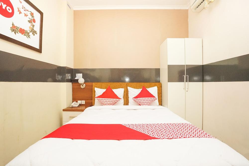 Oyo 450 Semampir Residence Surabaya Exterior foto